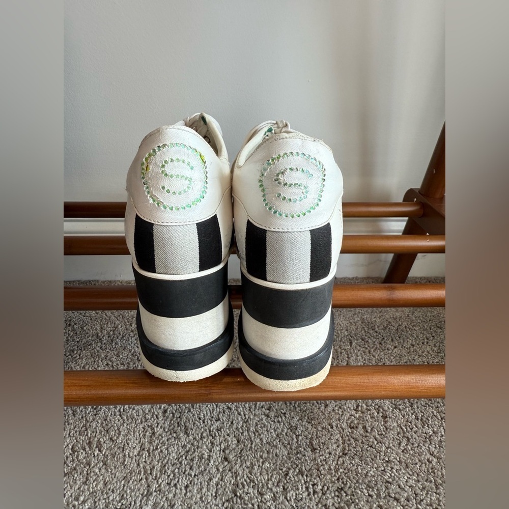 Stella McCartney White and Black Platform Sneakers - Picture 10 of 15